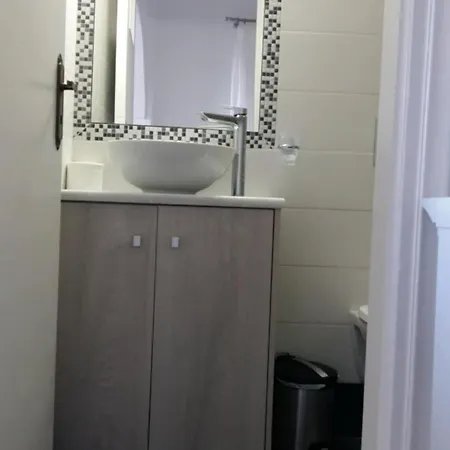 Apartamento White Cycladic Serenity Playa de Perivolos