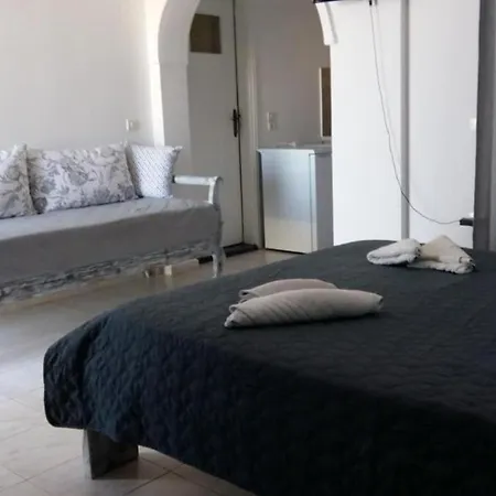 White Cycladic Serenity Apartment *