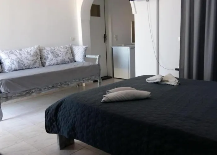 White Cycladic Serenity Apartment *